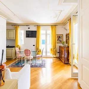 la-casa-al-mare-nel-centro-storico-di-loano.hotelitalianriviera.com/